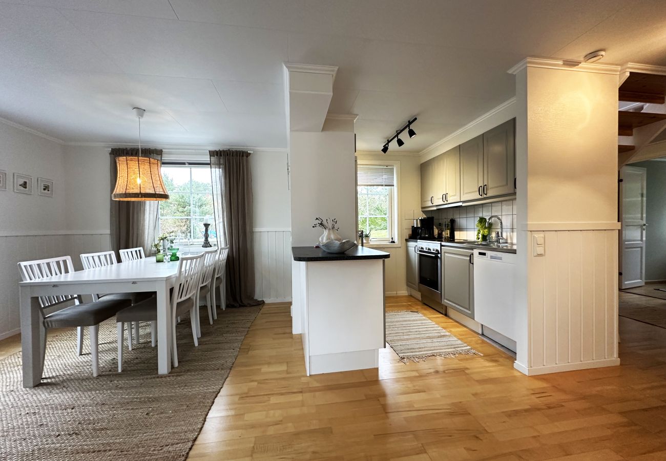 Ferienhaus in Fjällbacka - SE09044