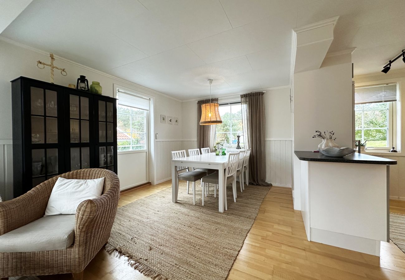 Ferienhaus in Fjällbacka - SE09044