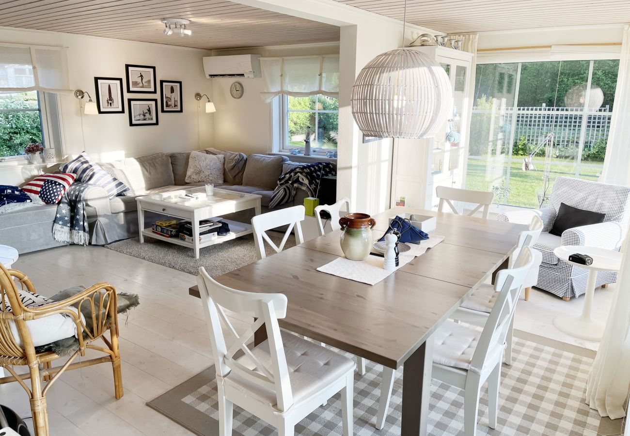 Ferienhaus in Färjestaden - SE04052