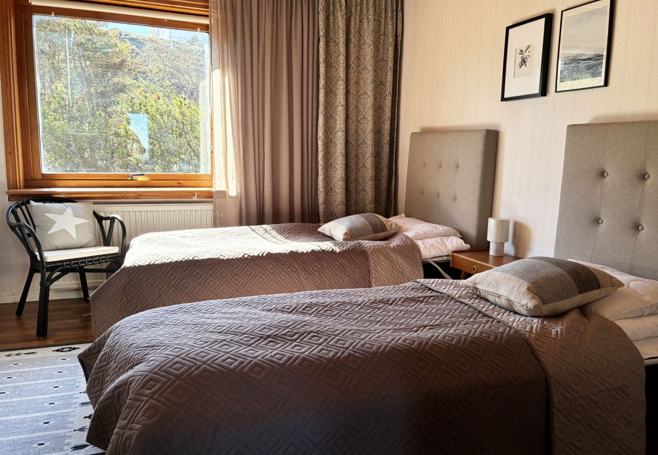 Ferienhaus in Rönnäng - Große Villa mit Meerblick in Rönnäng | SE09078