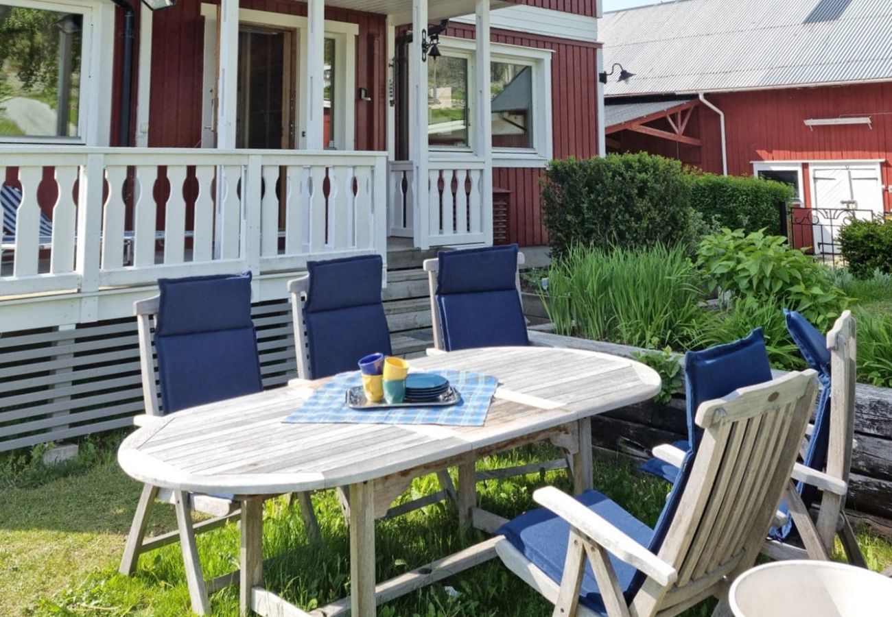 Ferienhaus in Ellös - SE09105