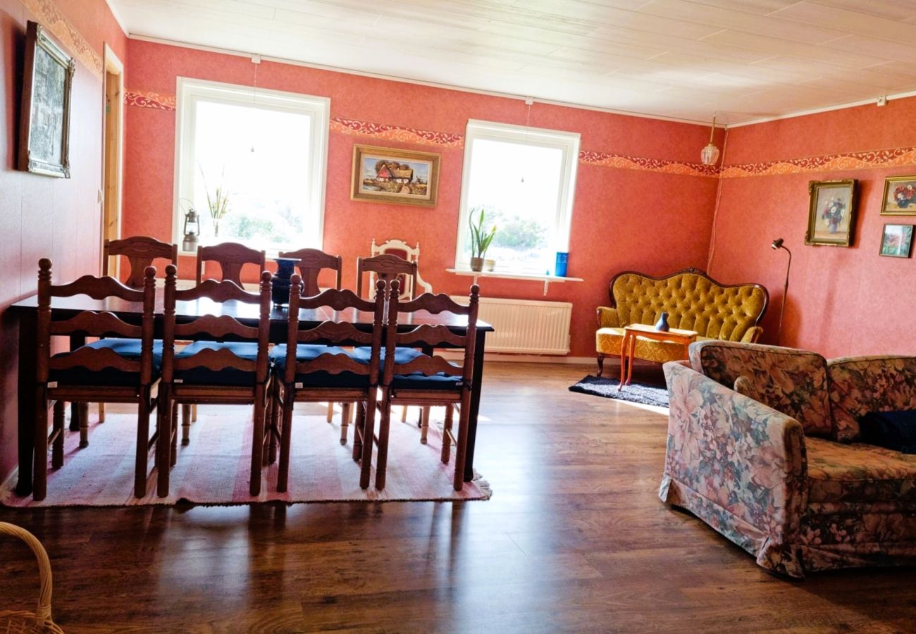 Ferienhaus in Ellös - SE09105