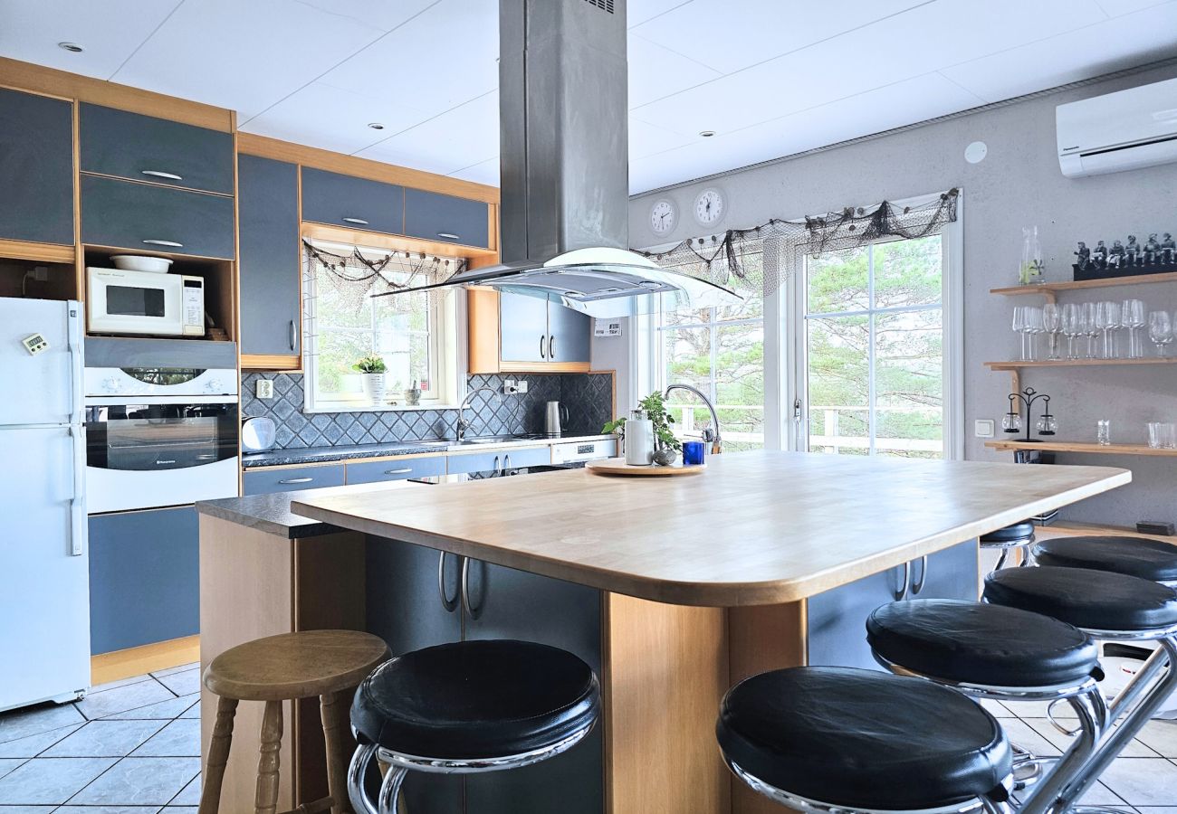 Ferienhaus in Henån - SE09106