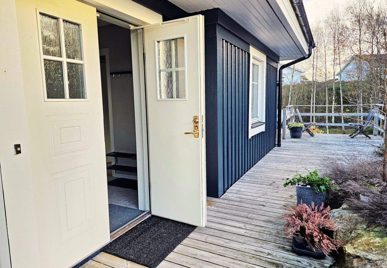 Ferienhaus in Henån - SE09106