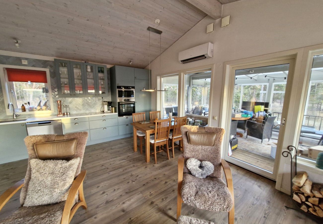 Ferienhaus in Lärbro - SE12055