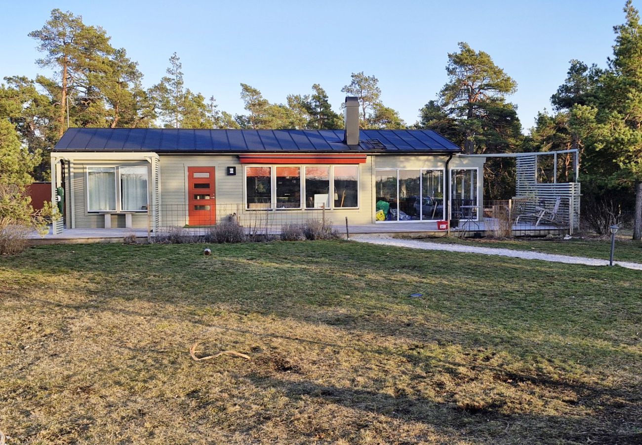 Ferienhaus in Lärbro - SE12055