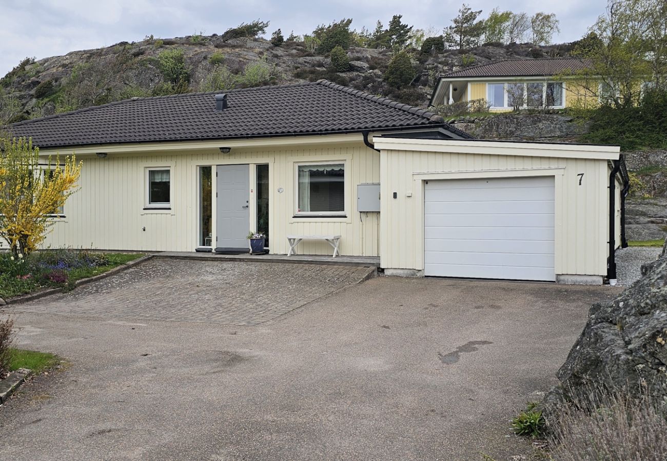 Ferienhaus in Ellös - SE09113