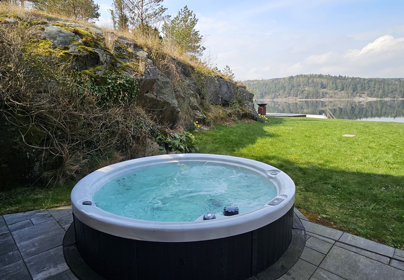 Ferienhaus in Munkedal - SE09080