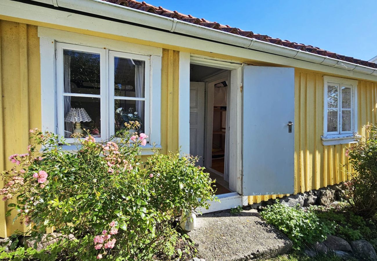 Ferienhaus in Ellös - SE09171