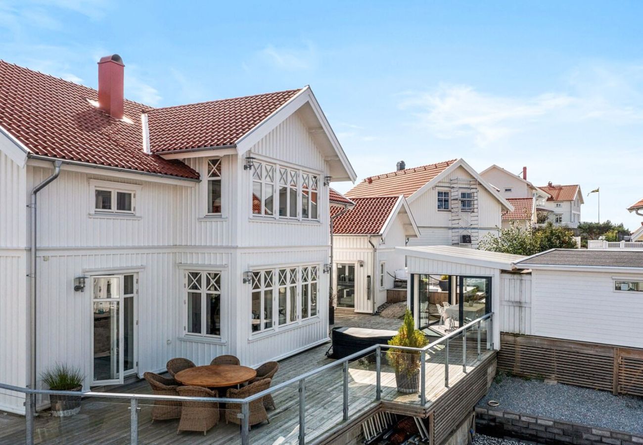 Ferienhaus in Rönnäng - SE09177