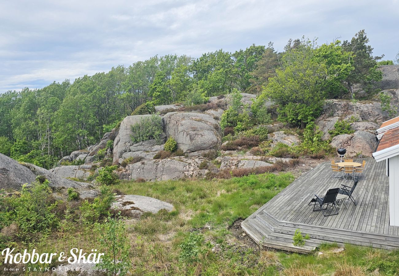 Ferienhaus in Hjälteby - Schärenhaus zwischen den Klippen von Bohuslän | SE09181
