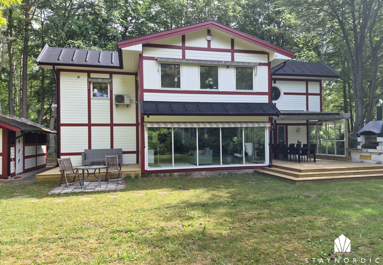 Ferienhaus in Ystad - |Exklusives Ferienhaus in Sandskogen – 150 Meter zum Sandstrand |SE01084