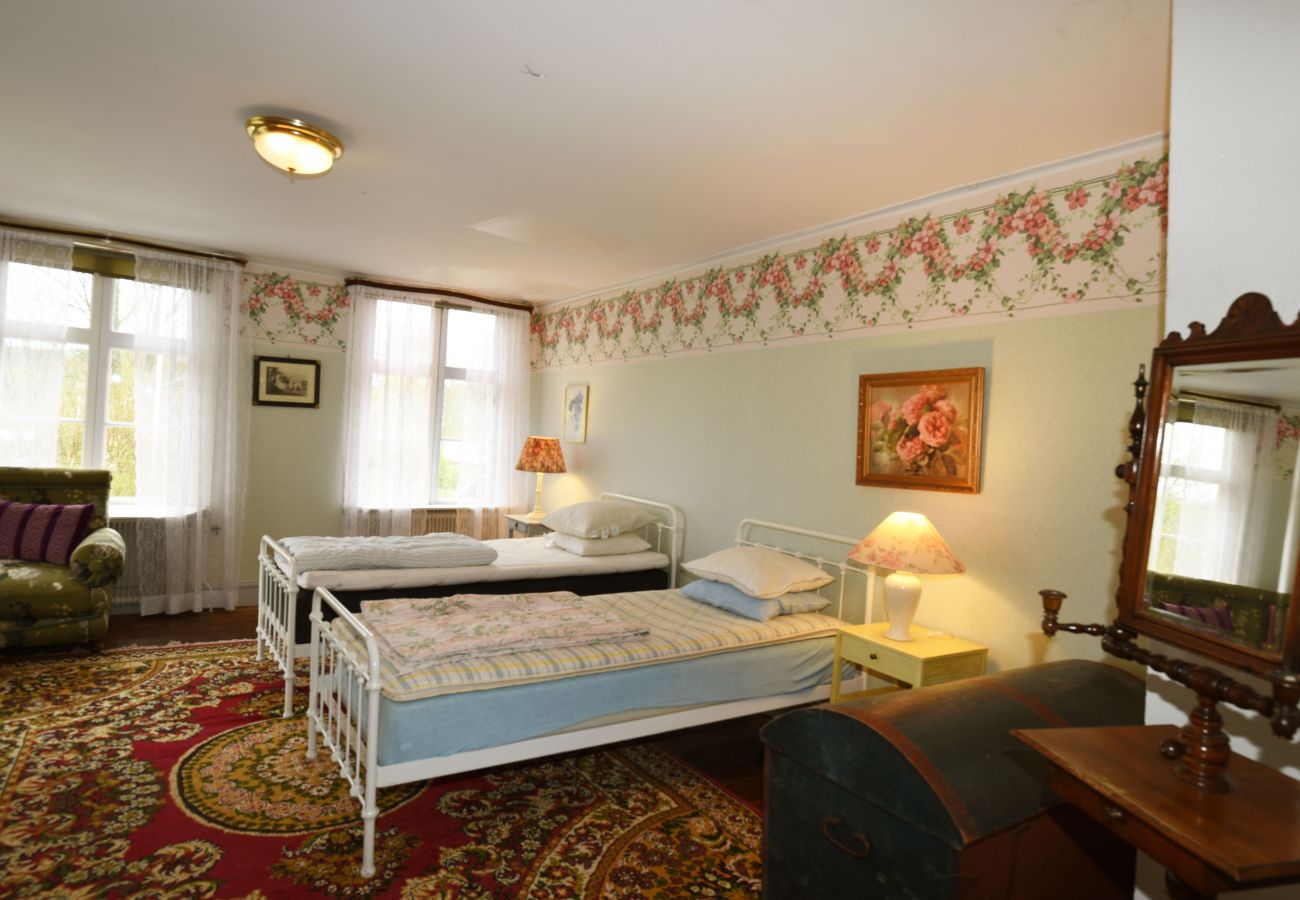 House in Hedekas - SE09011