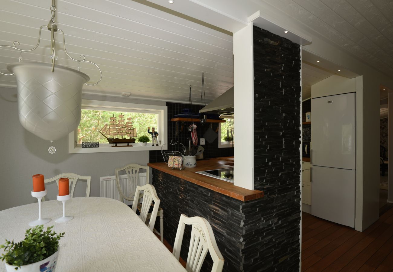 House in Mellerud - SE17009