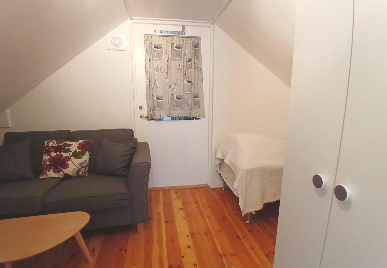 Apartment in Lärbro - SE12017