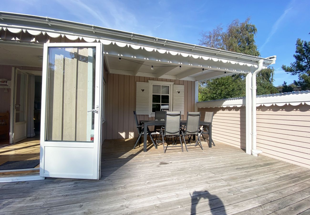 House in Vejbystrand - Cozy accommodation within walking distance to the sea | SE01057