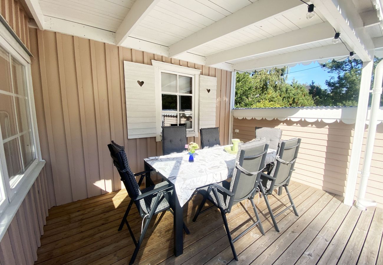 House in Vejbystrand - Cozy accommodation within walking distance to the sea | SE01057
