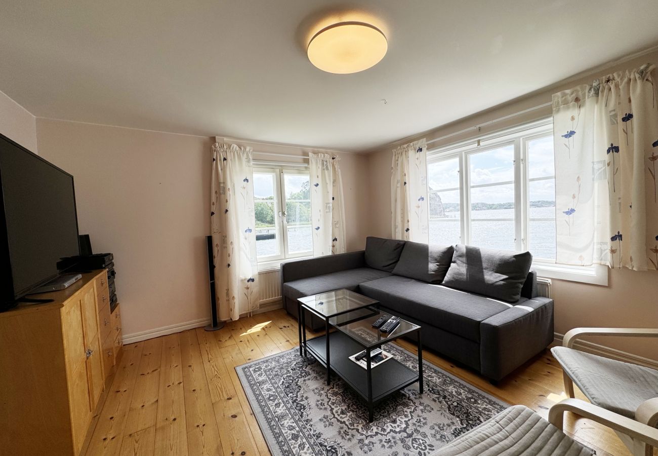 House in Hamburgsund - SE09068