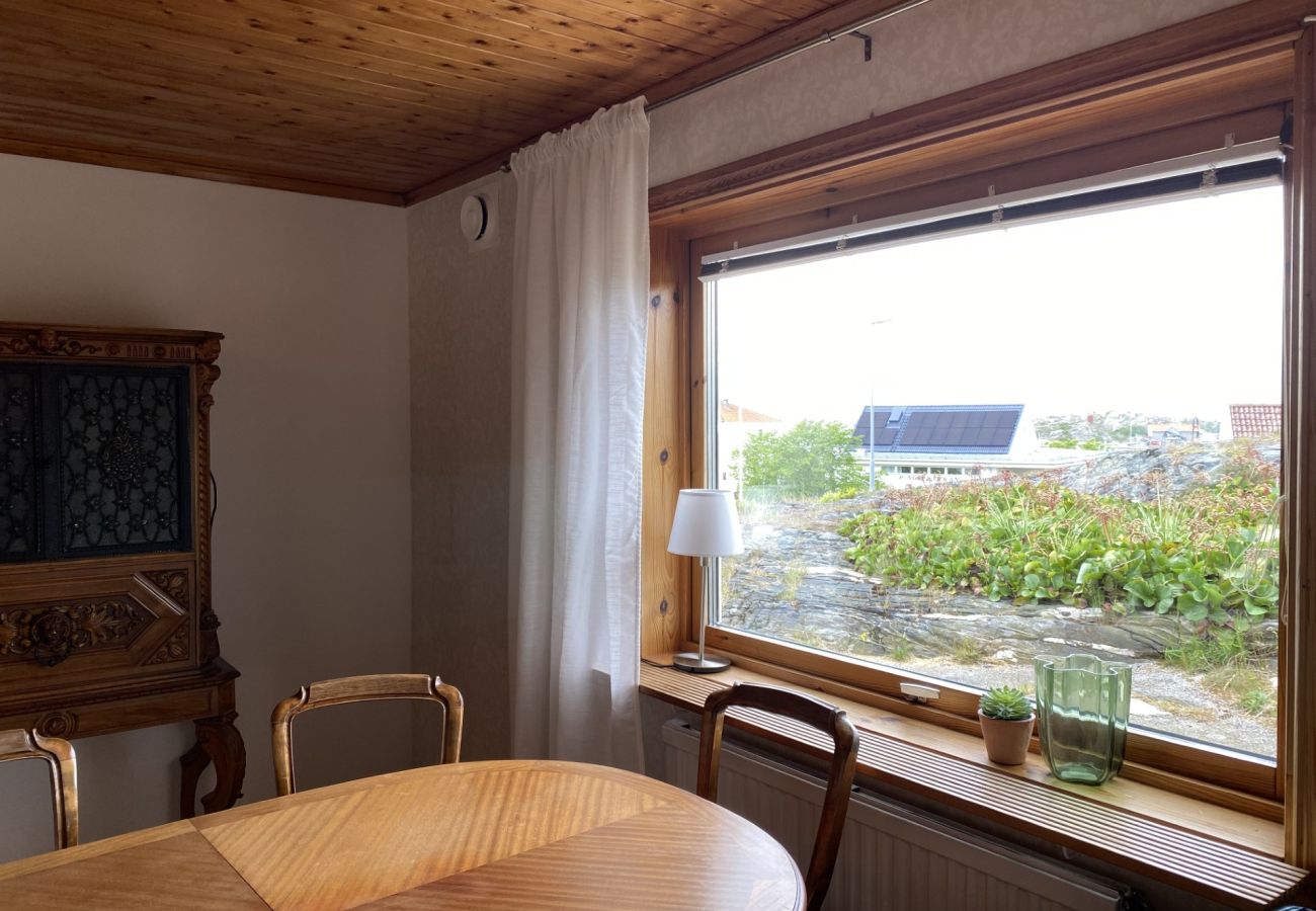 House in Rönnäng - SE09078