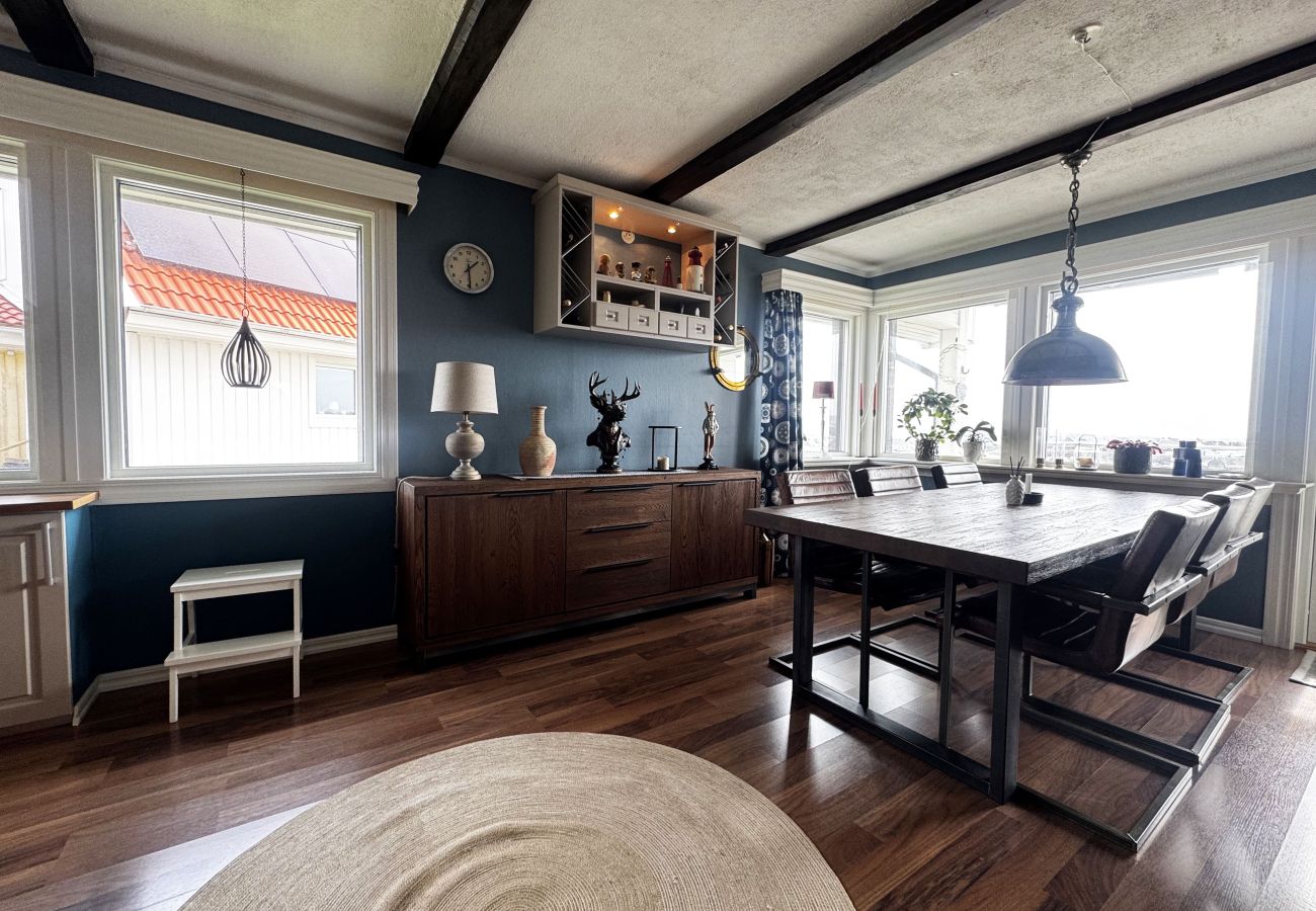 House in Kungshamn - SE09079