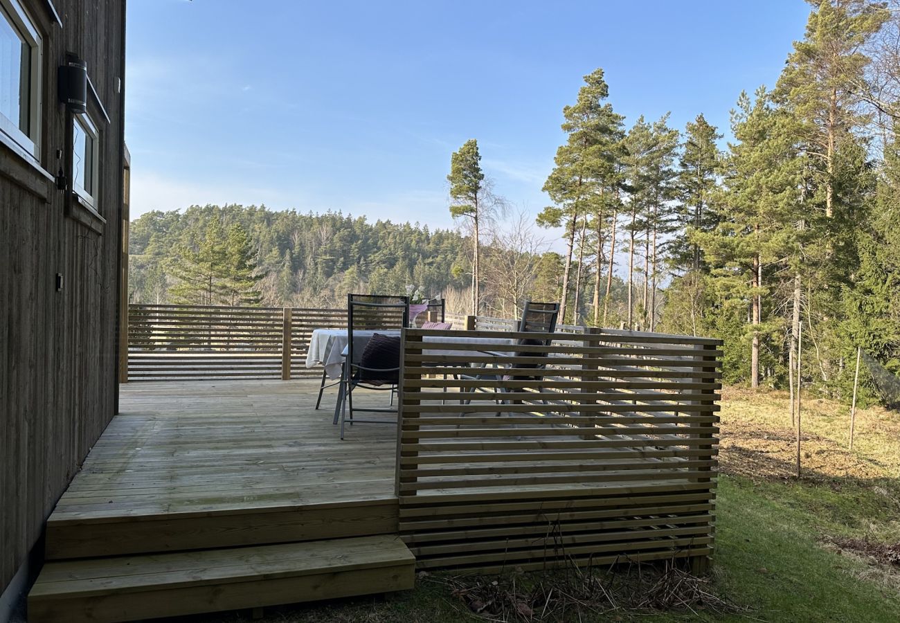 Cottage in Henån - SE09110