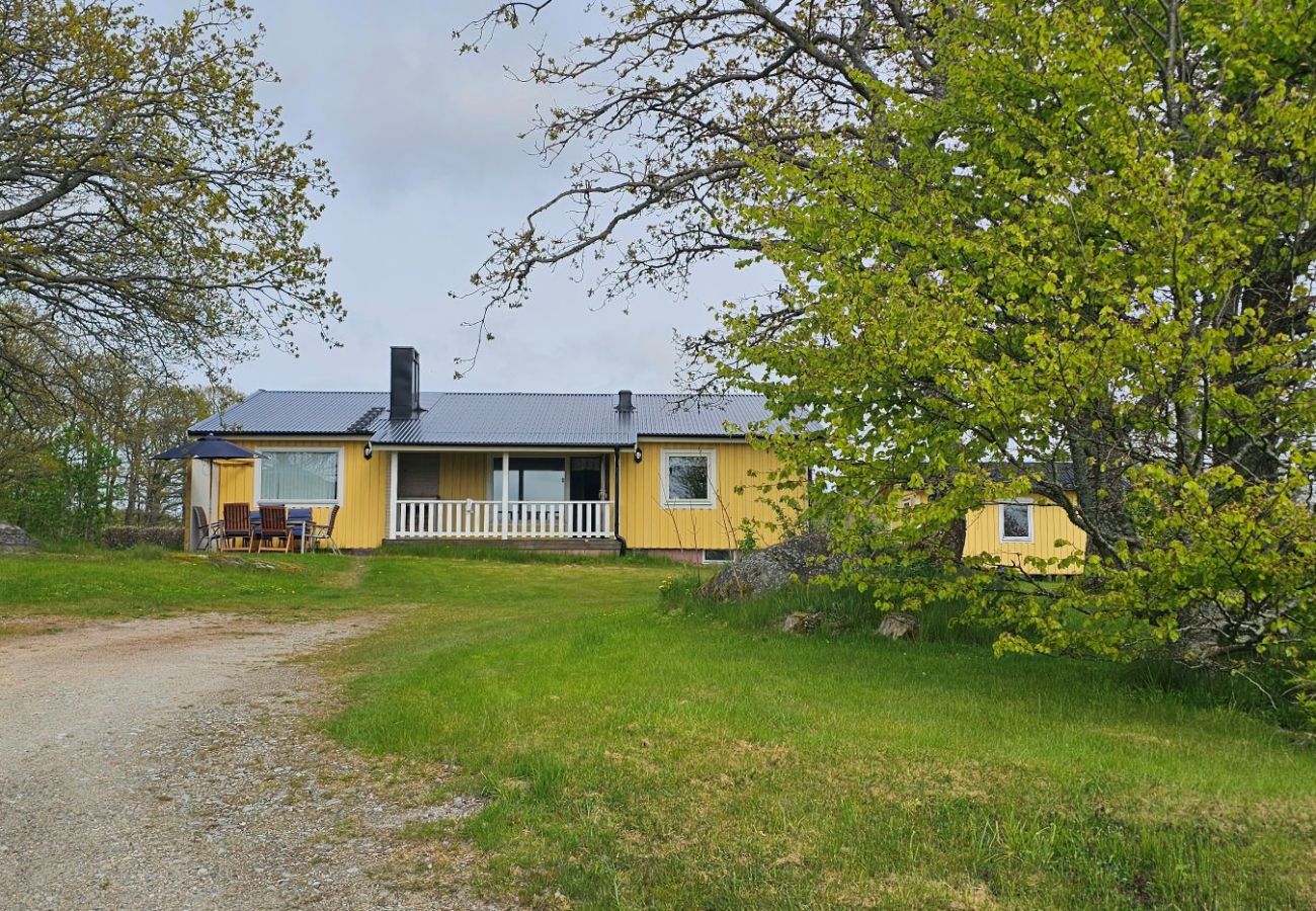 House in Varekil - SE09114