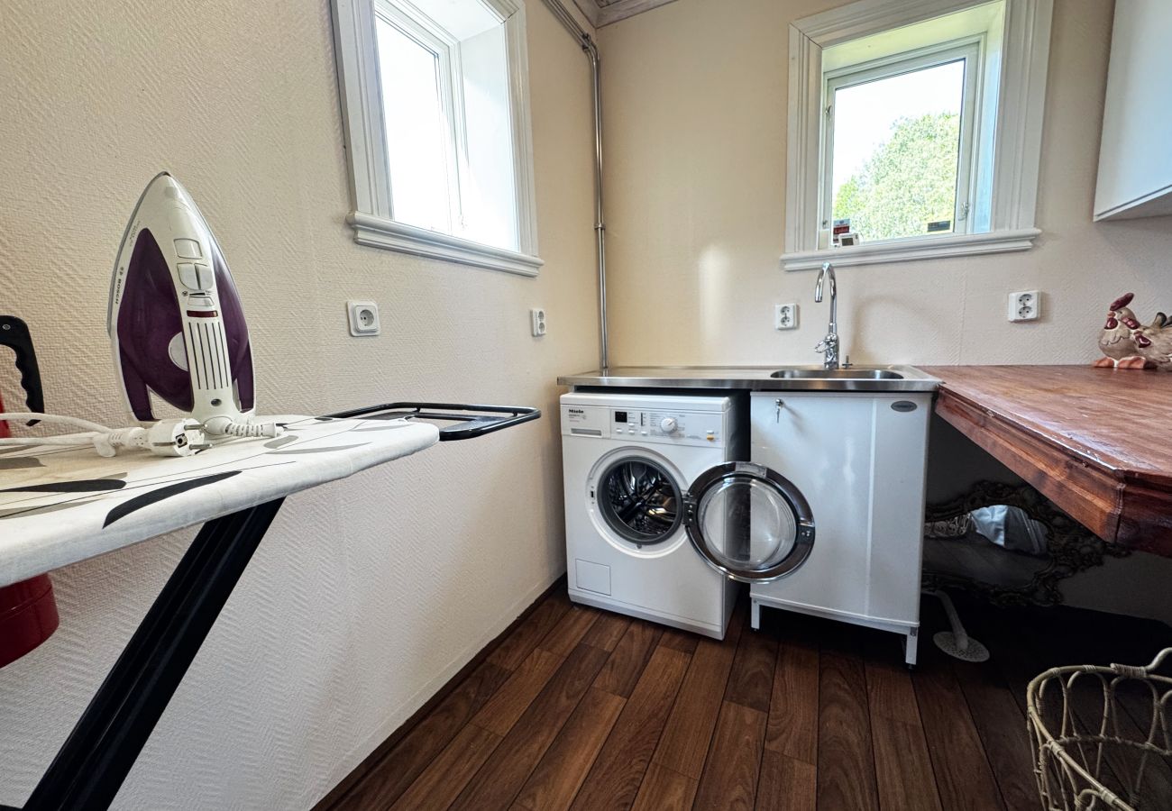 House in Hjo - SE08084