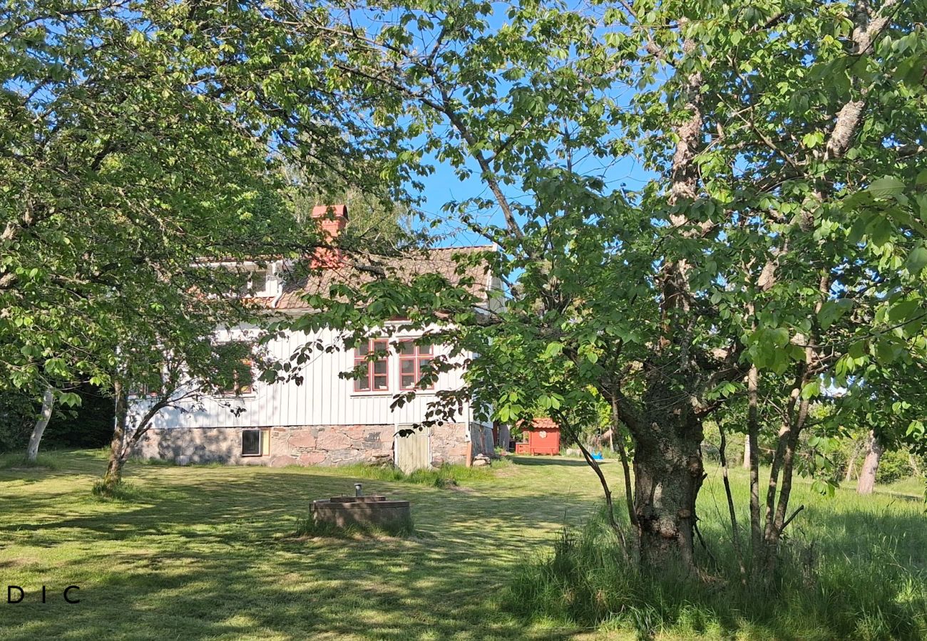 House in Henån - SE09139