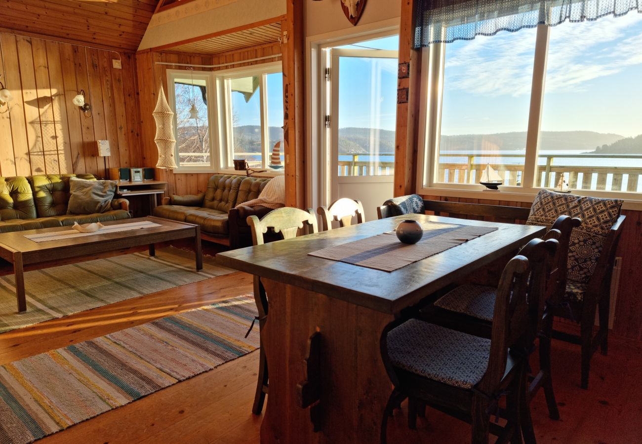 House in Uddevalla - SE09147