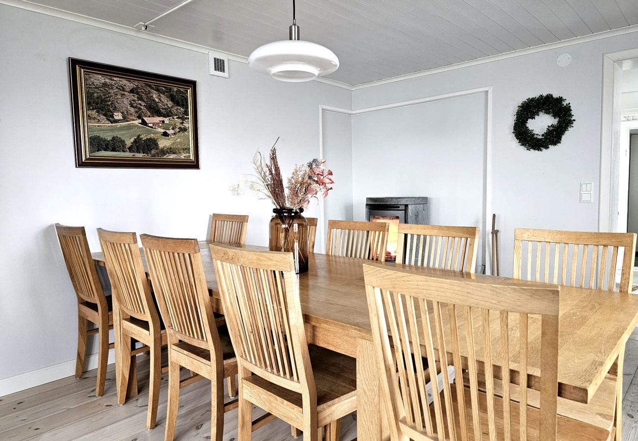 House in Uddevalla - SE09160