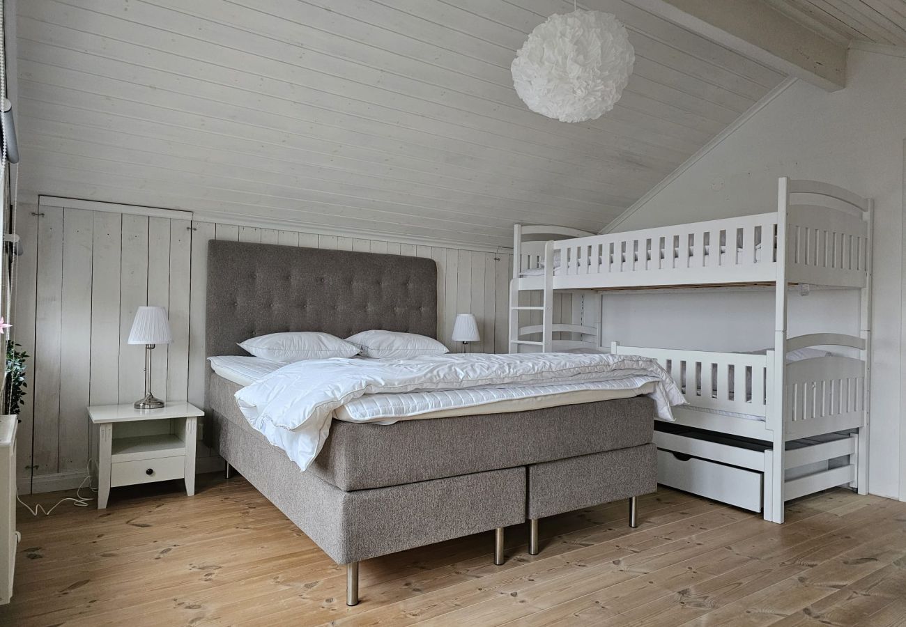 House in Uddevalla - SE09160