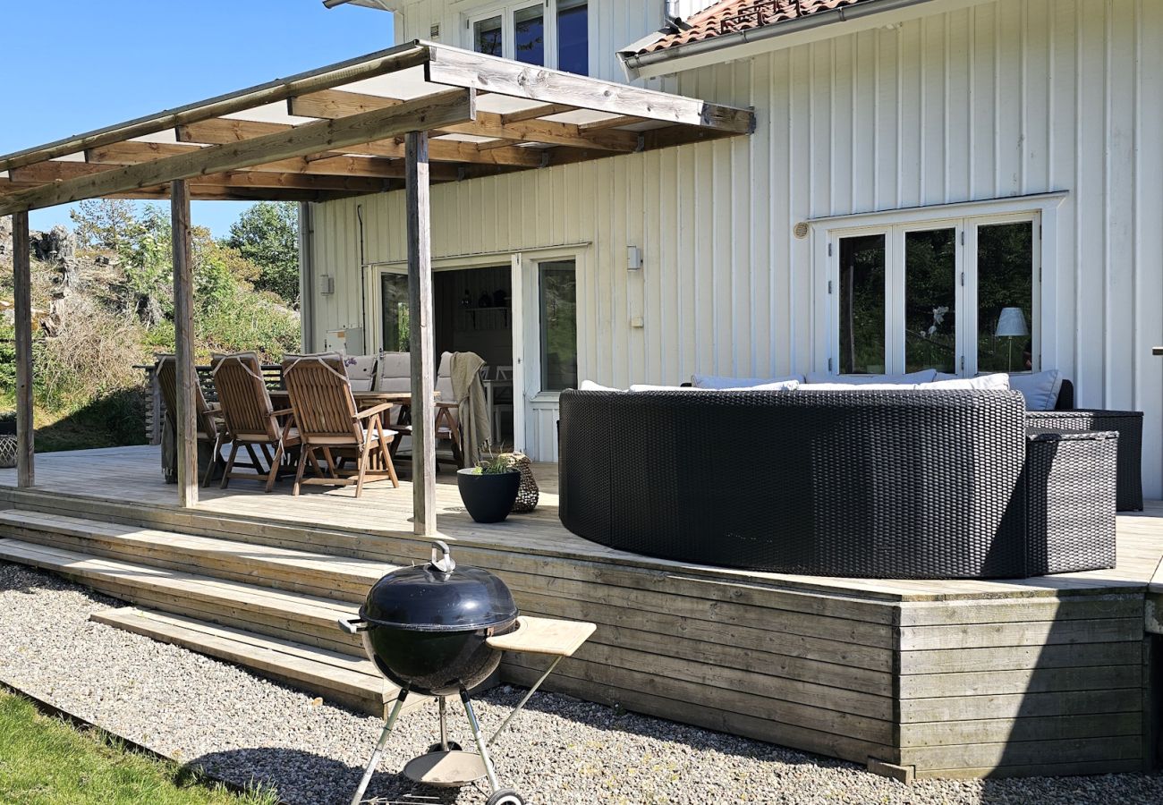 House in Uddevalla - SE09160