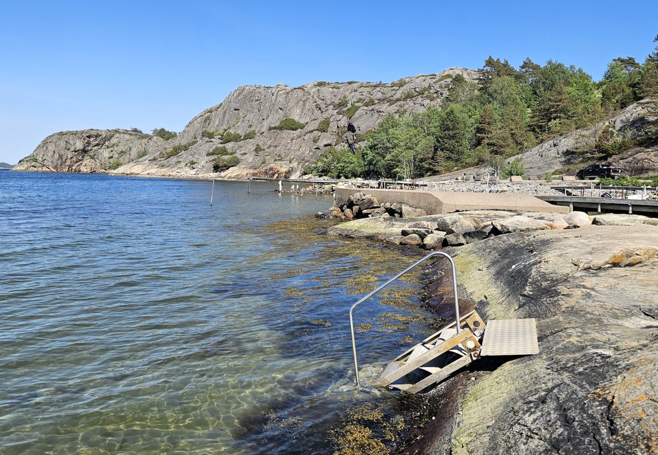 House in Uddevalla - SE09160