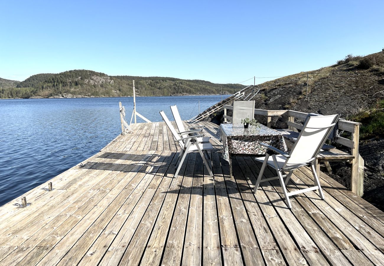House in Stillingsön - SE09154