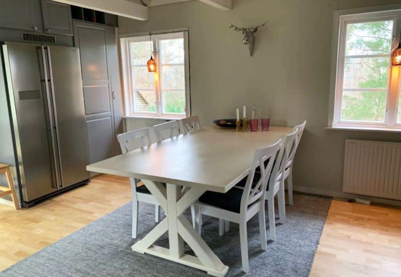 Cottage in Varekil - SE09165