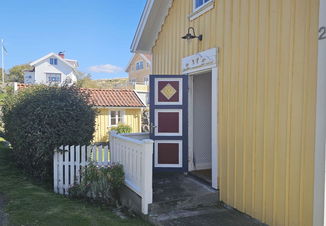 House in Ellös - SE09171