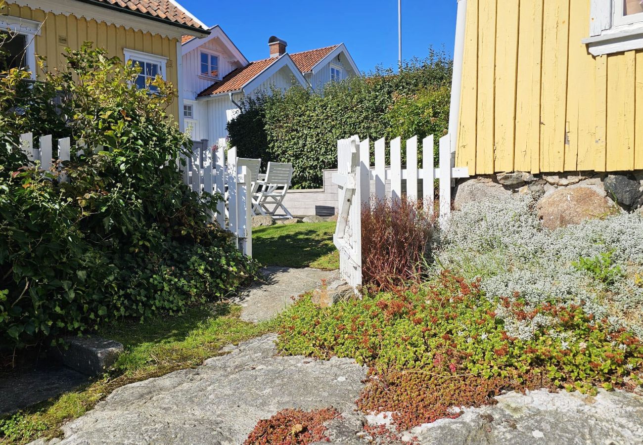 House in Ellös - SE09171