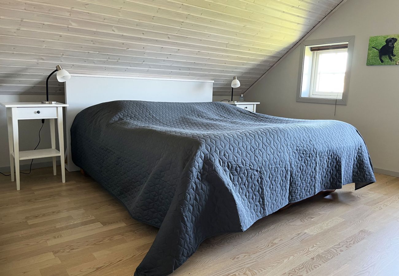 House in Hälleviksstrand - Villa with sea plot, pier and boathouse in Edshult | SE09172
