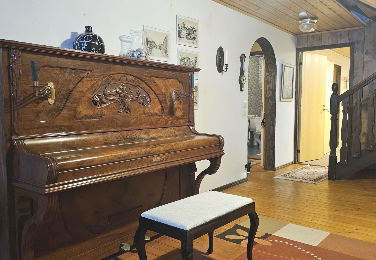 House in Varekil - SE09182