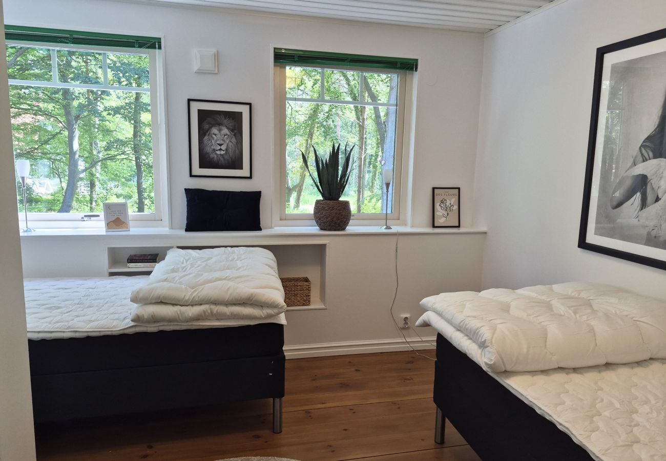 House in Ystad - Exklusivt semesterhus i Sandskogen – 150 meter till sandstrand |SE01084