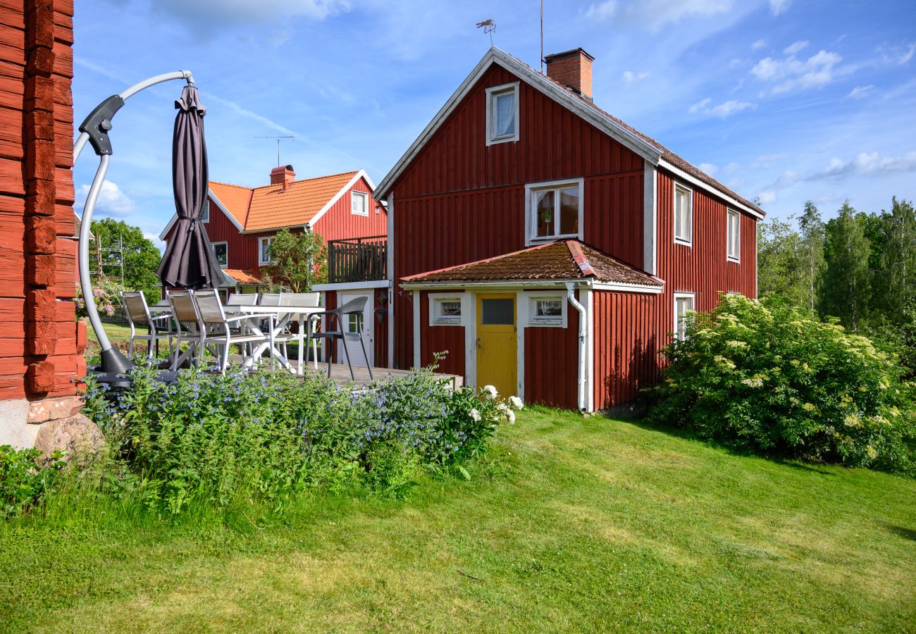 House in Vena - Rural House Near Astrid Lindgren's World | SE05100