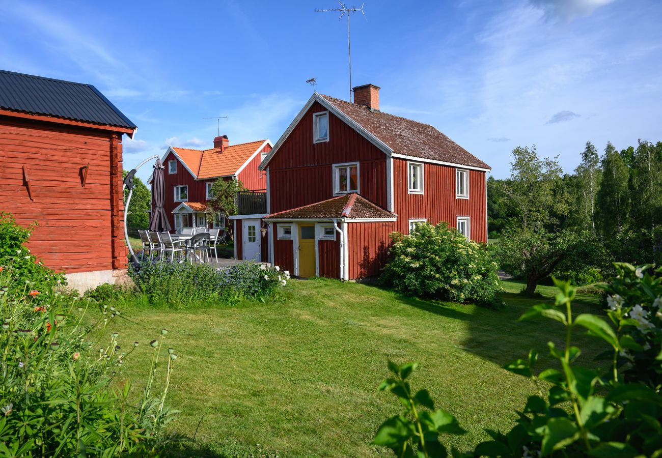 House in Vena - Rural House Near Astrid Lindgren's World | SE05100