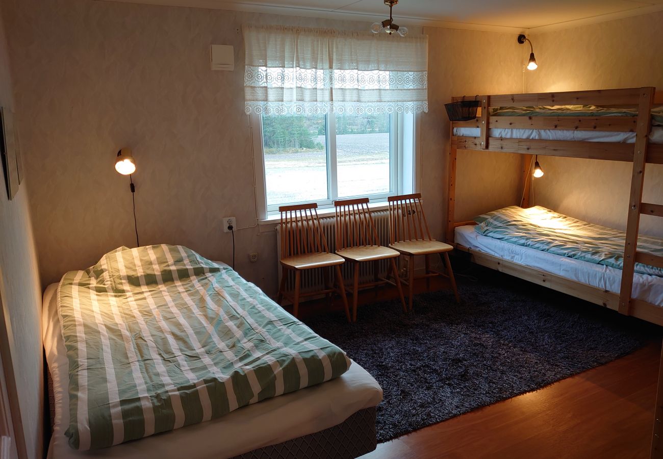 Stuga i Trollhättan - SE08008