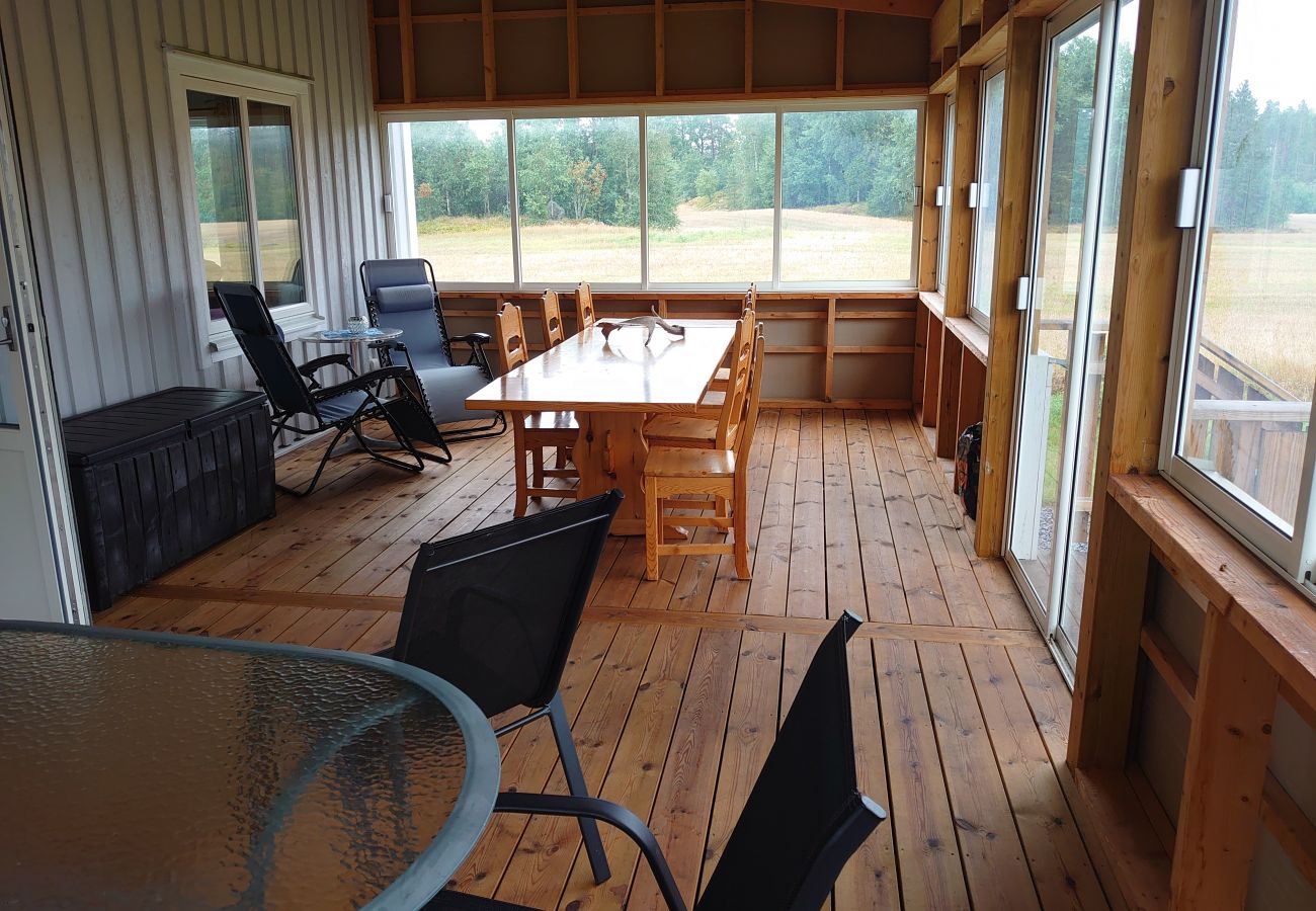 Stuga i Trollhättan - SE08008