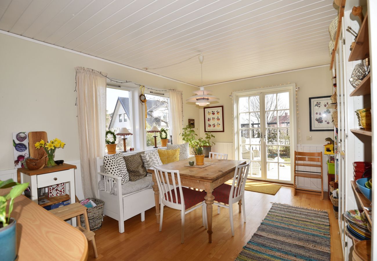 Stuga i Västra Frölunda - SE08031