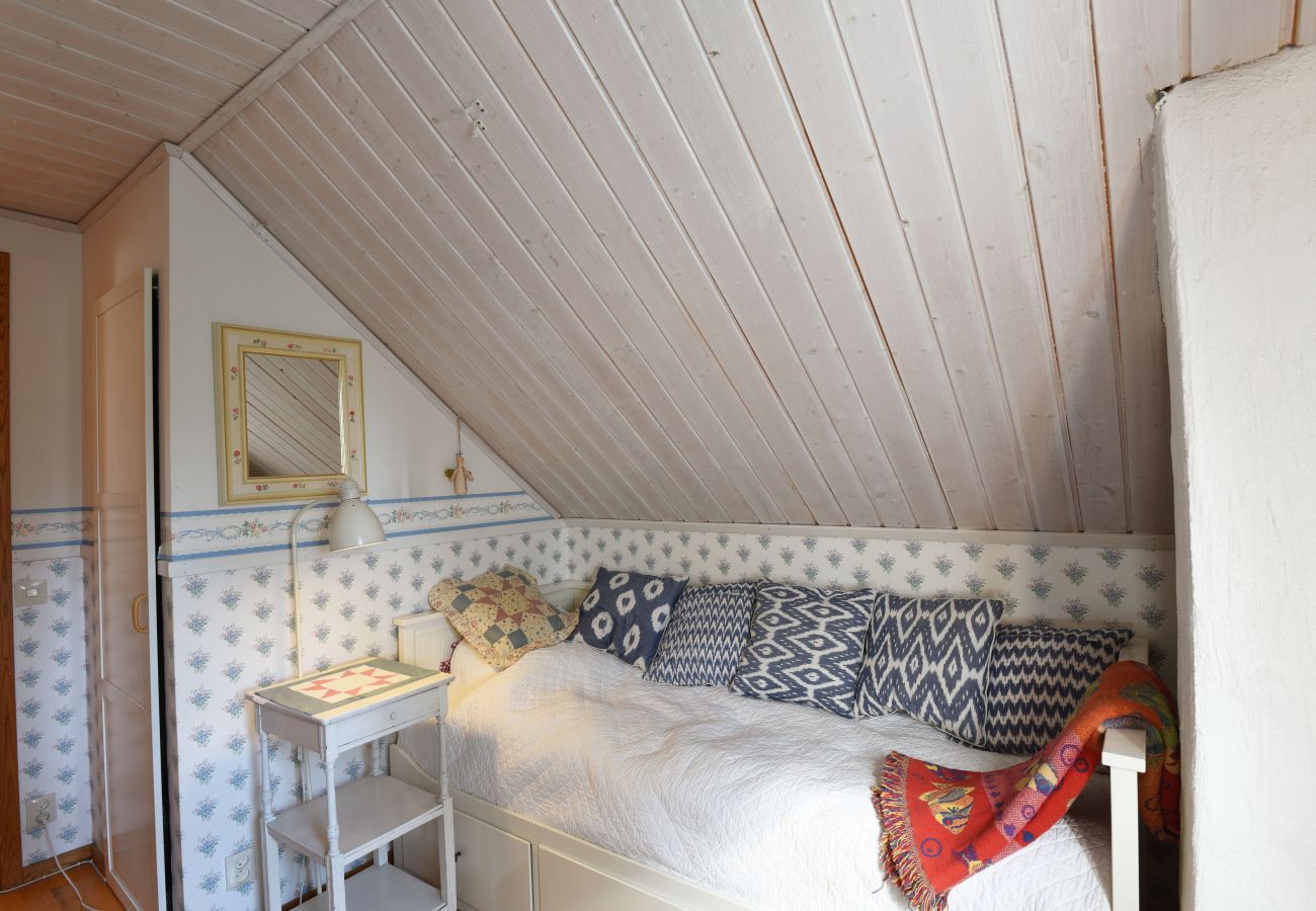 Stuga i Västra Frölunda - SE08031