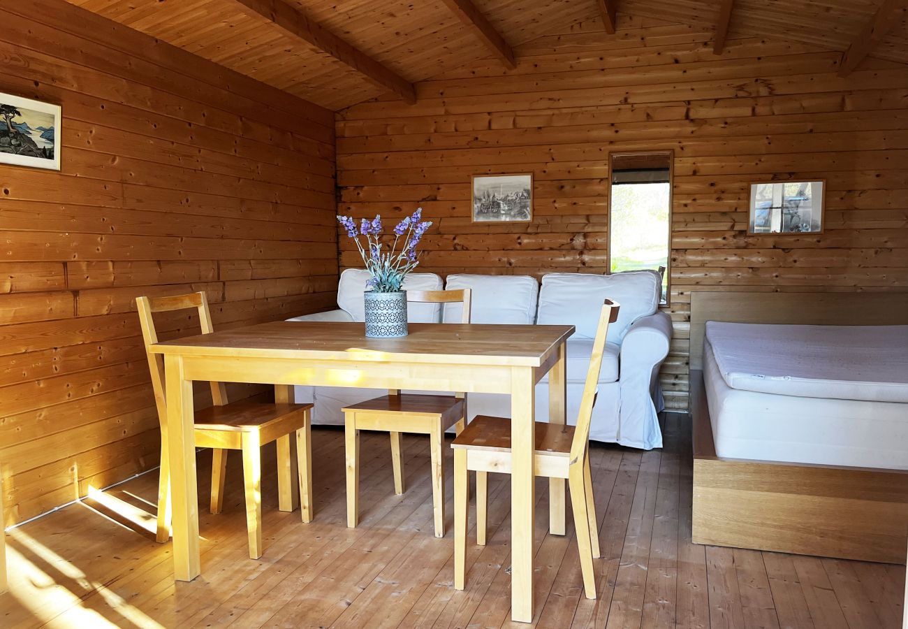 Stuga i Simrishamn - Semesterhus på Österlen vid havet | SE01014 