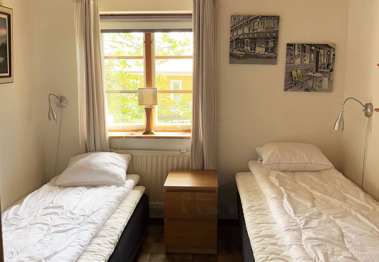 Stuga i Simrishamn - Semesterhus på Österlen vid havet | SE01014 