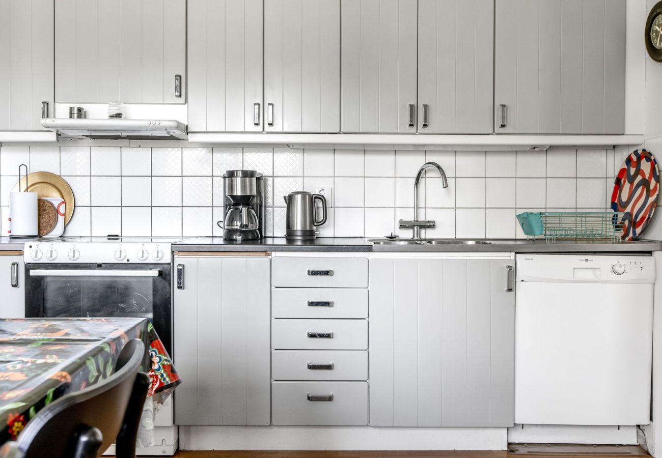 Stuga i Bolmsö - SE06030