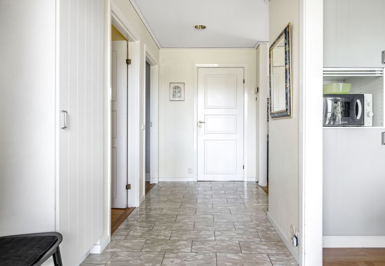 Stuga i Bolmsö - SE06030